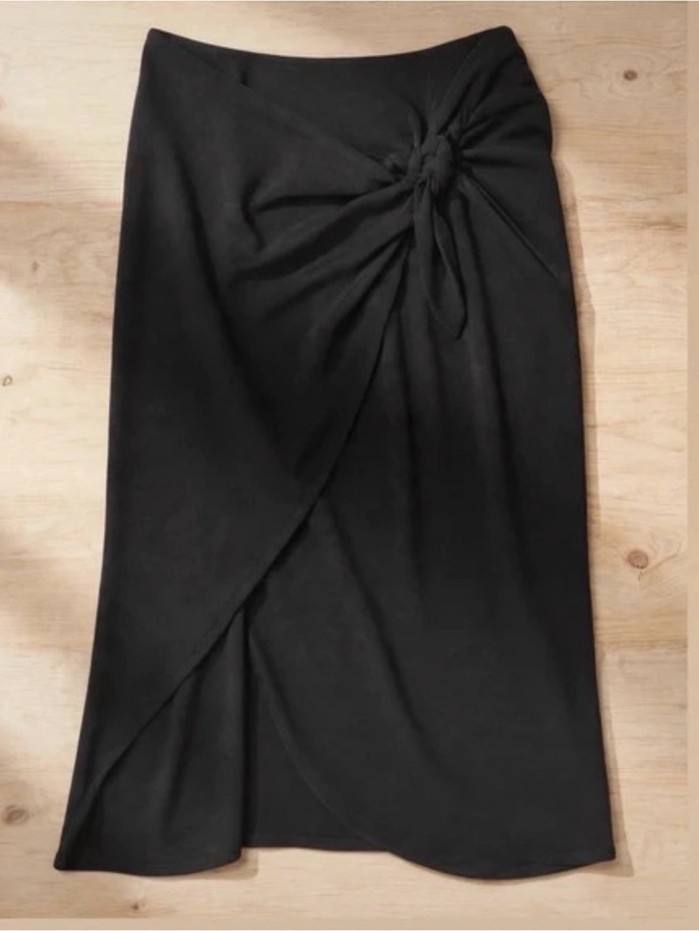 Gianni Bini Black Knot-Detail Midi Skirt